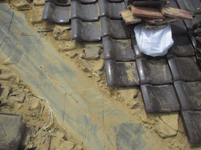 高砂市で既存谷板金の解体